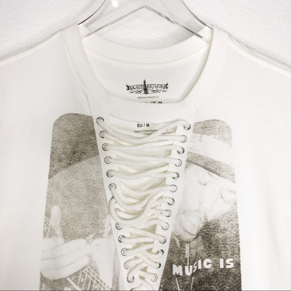 Rockin Artwork Jimi Hendrix Lace Up Graphic Tee - Picture 2 of 6